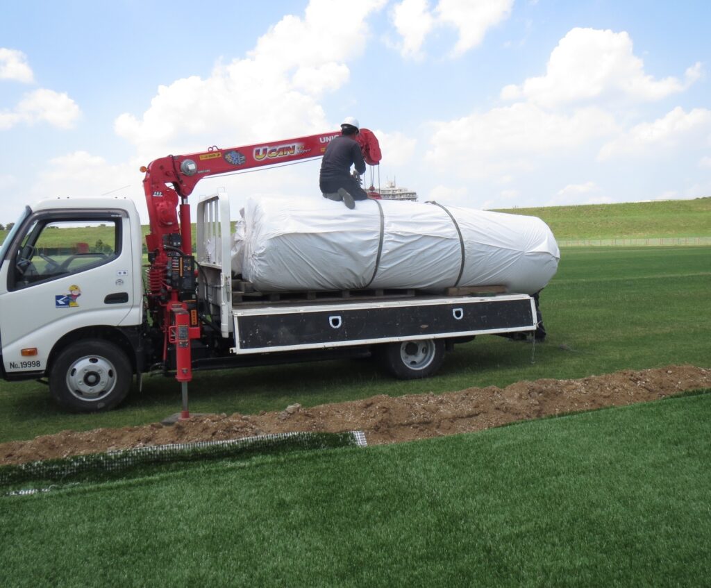 施工手順・エクストラグラス搬入